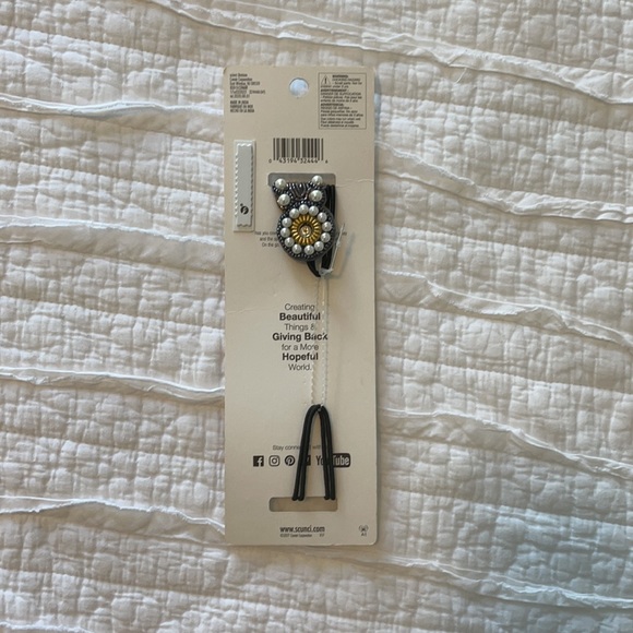 NEW Pearl, Gold, and Pewter headband - Picture 2 of 3